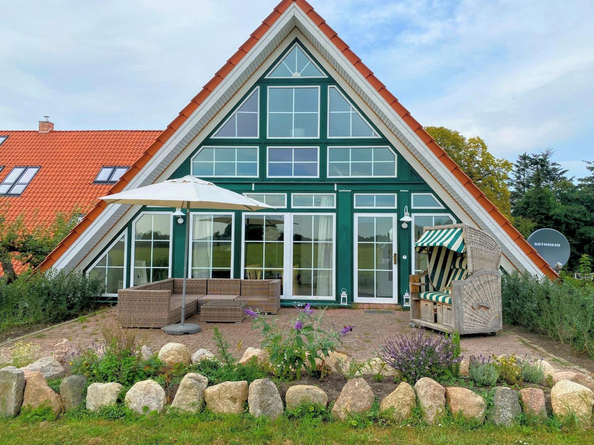 Timmenhus - Ferienwohnungen An Der Ostsee Timmendorfer Strand Exterior photo